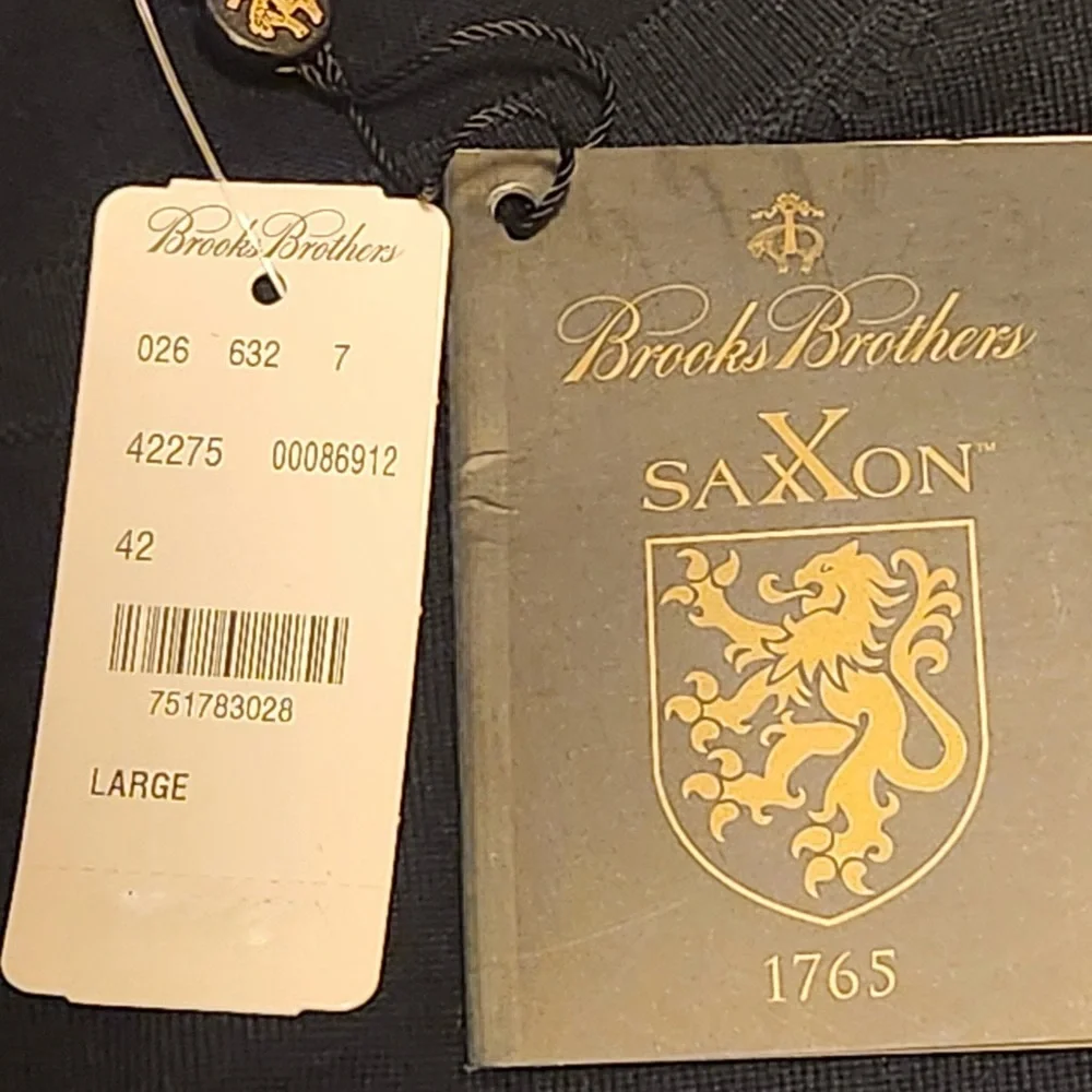 NWT Brooks Brothers Saxxon Merino Wool Navy‎ Blue Sleeveless Sweater Classic